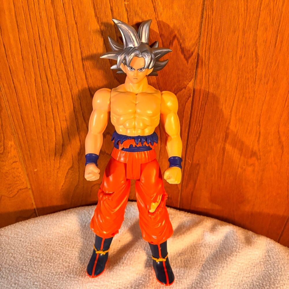 Dragon Ball Super Ultra Instinct Goku 11” Action Figure Silver Hair Anime